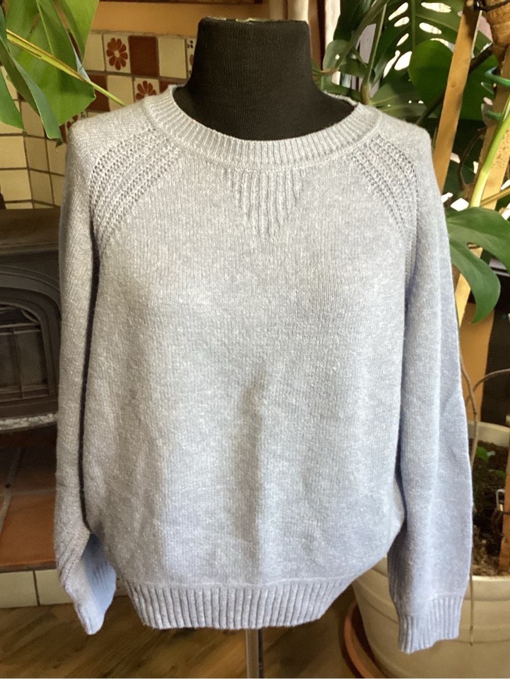 Universal Thread Light Blue Crewneck Sweater with Subtle Shoulder Stitching